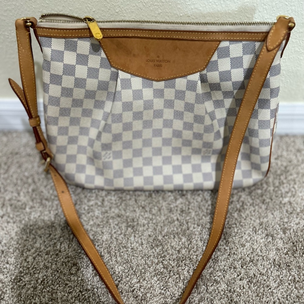 Louis Vuitton Siracusa GM